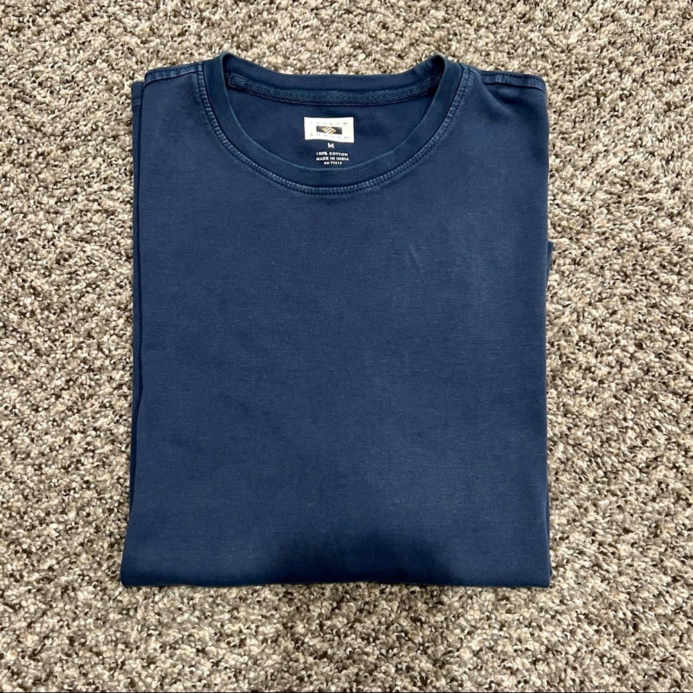 Joseph abboud tshirt soft and comfy. Size medium. Blue